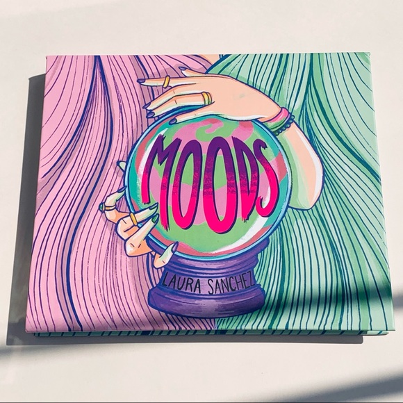 Moods Laura Sanchez Highlight & Eyeshadow Palette - Picture 3 of 5